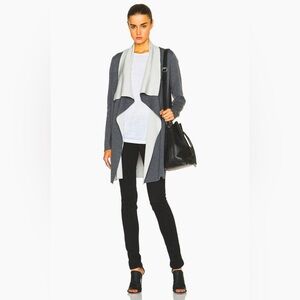 VINCE NWT XL (fits like a large) Gray Sweater Cardigan